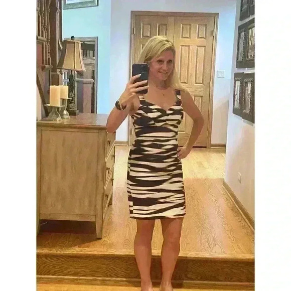 YUMI KIM Orange Blue White cutout sheath knee length dress Size Small/XS 0/2 - Picture 9 of 14